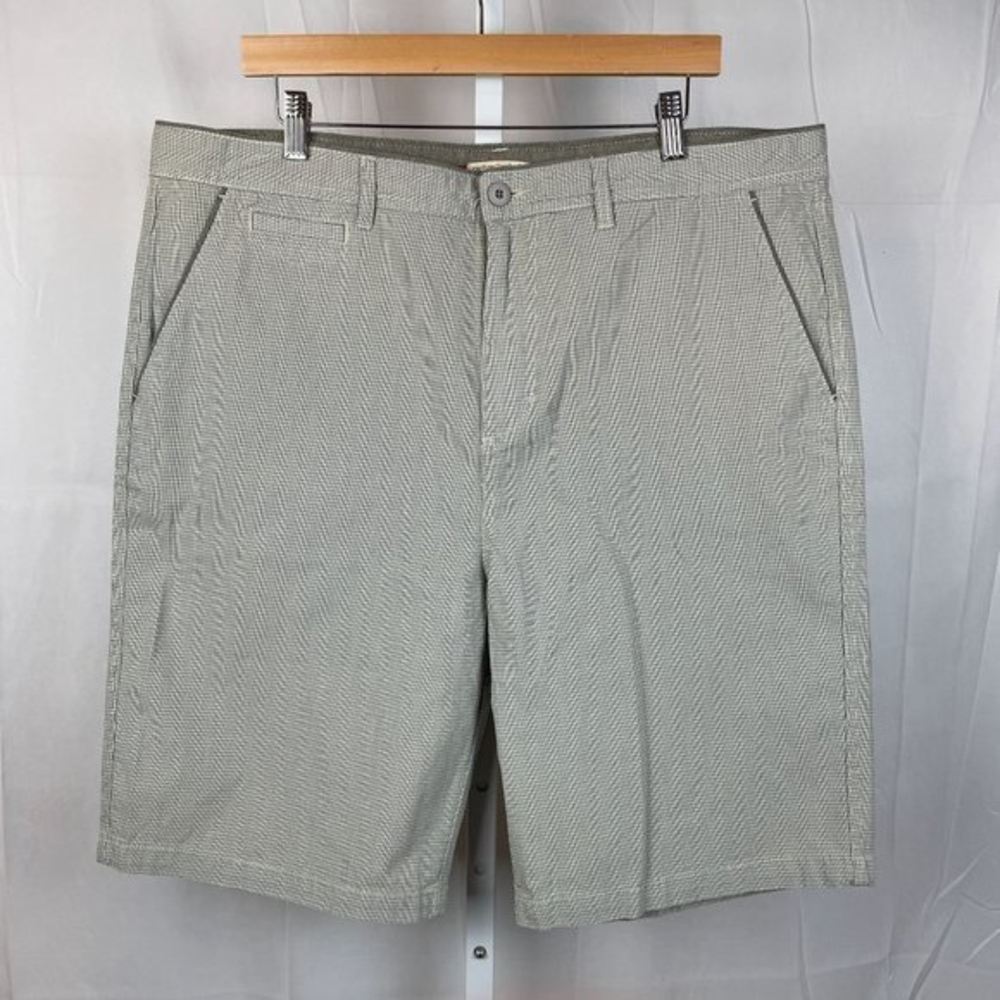 Mens Carbon 2 Cobalt Quadrant Stretch Twill Shorts‎ in Stone Micro Check 40